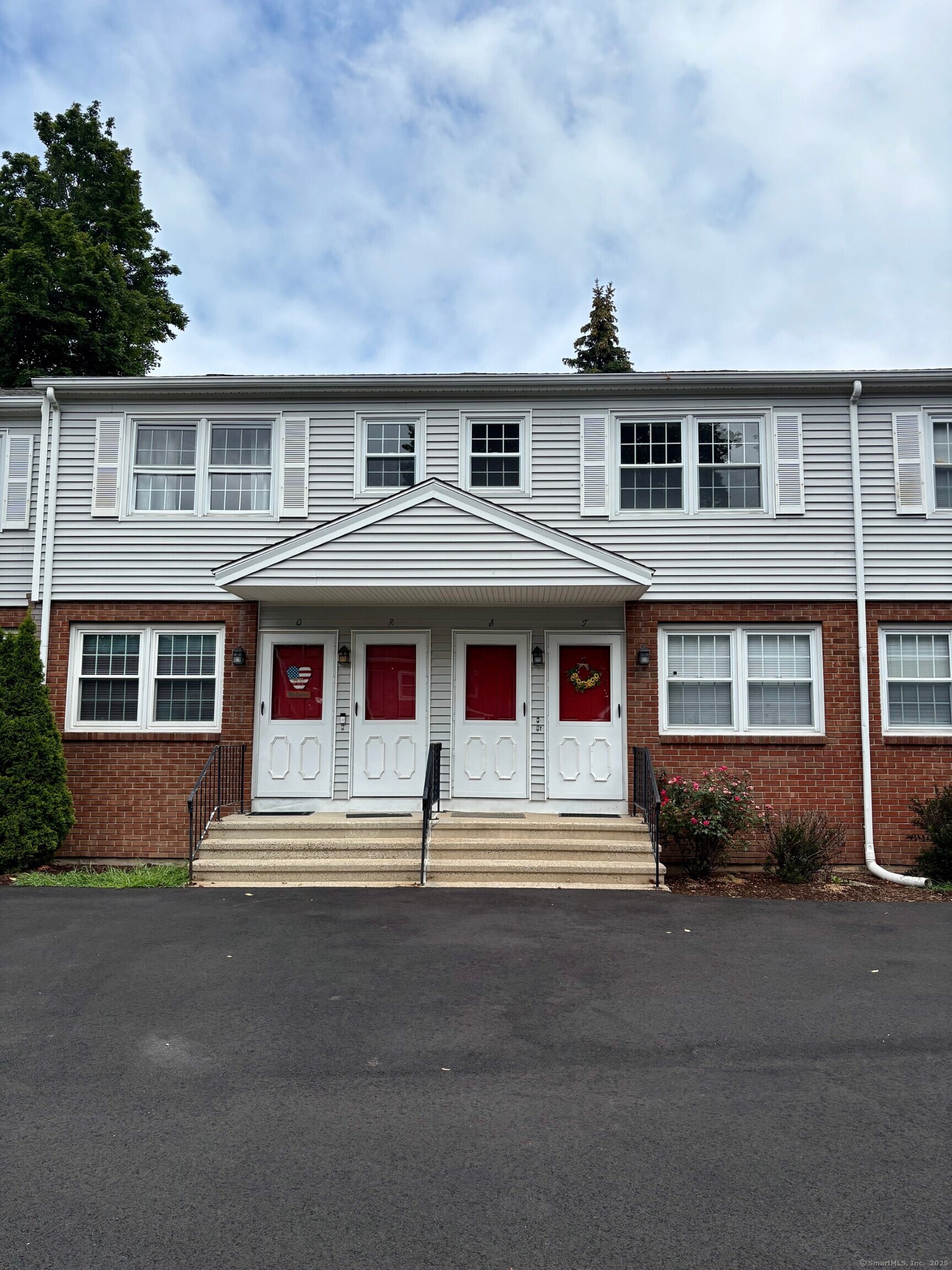 310 Booth APT S Street