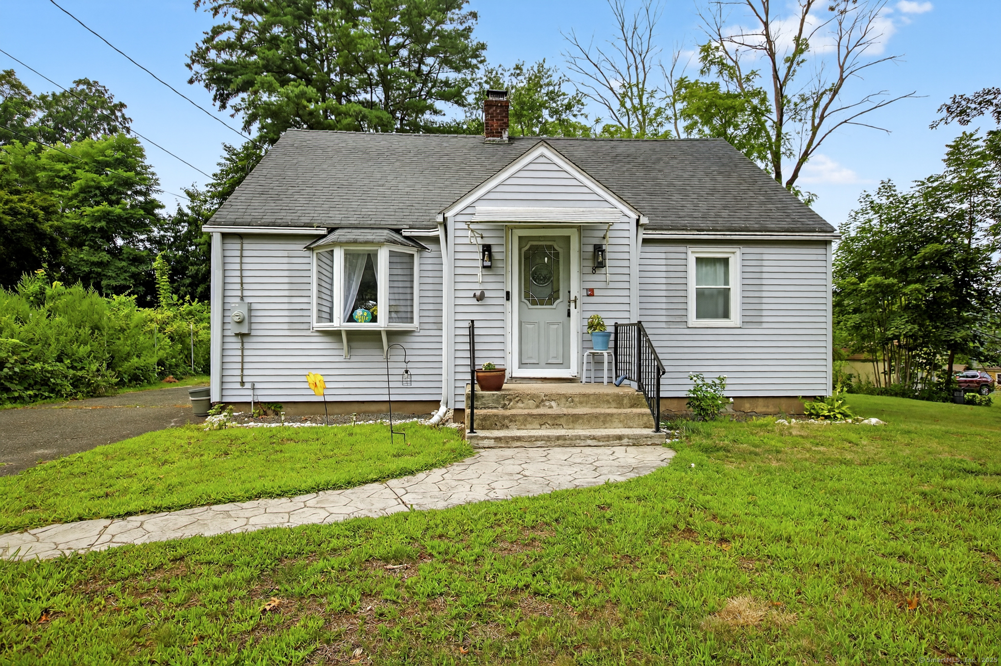 8 Emily Road Property Photo 1