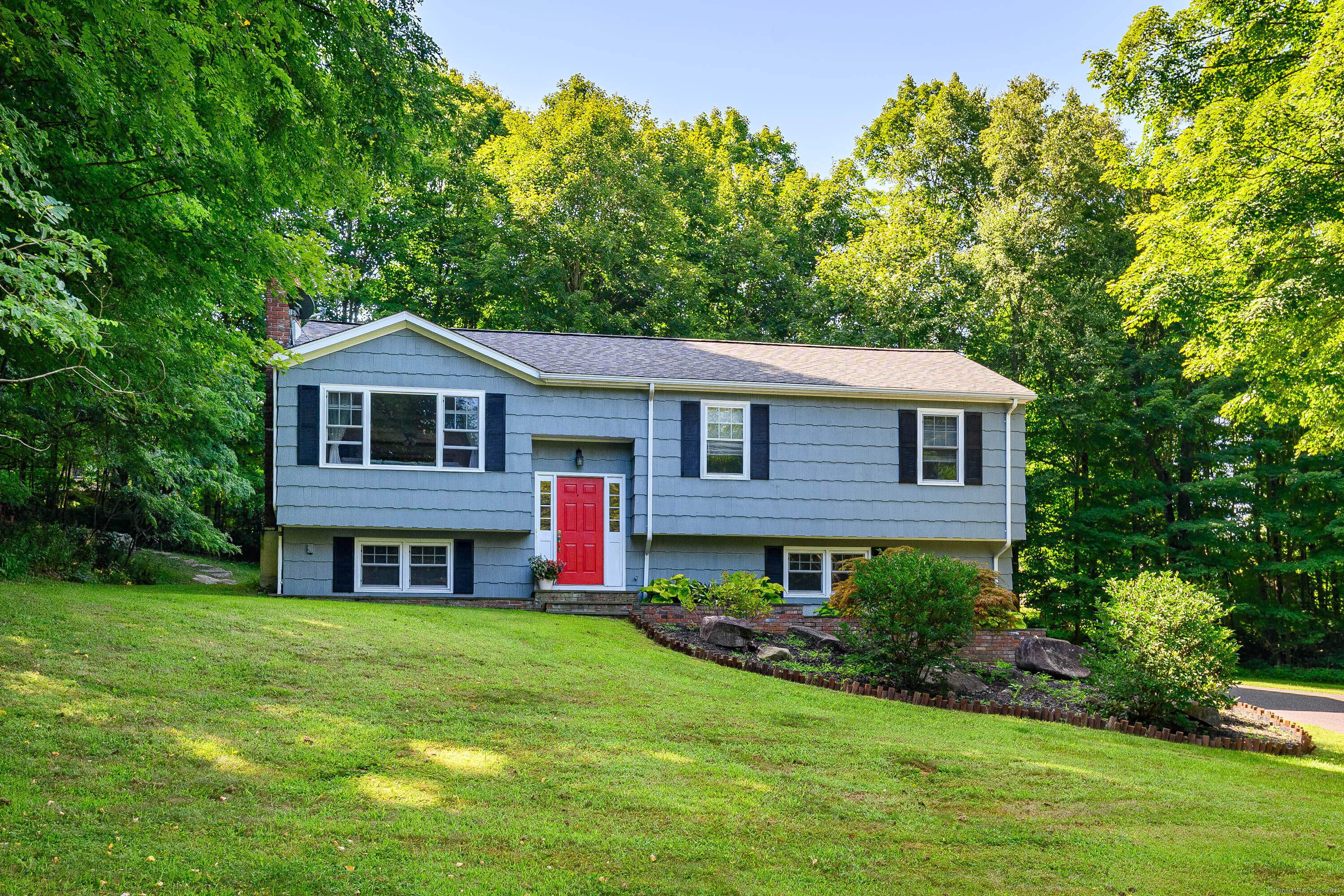 6 Red Cedar Drive Property Photo 1