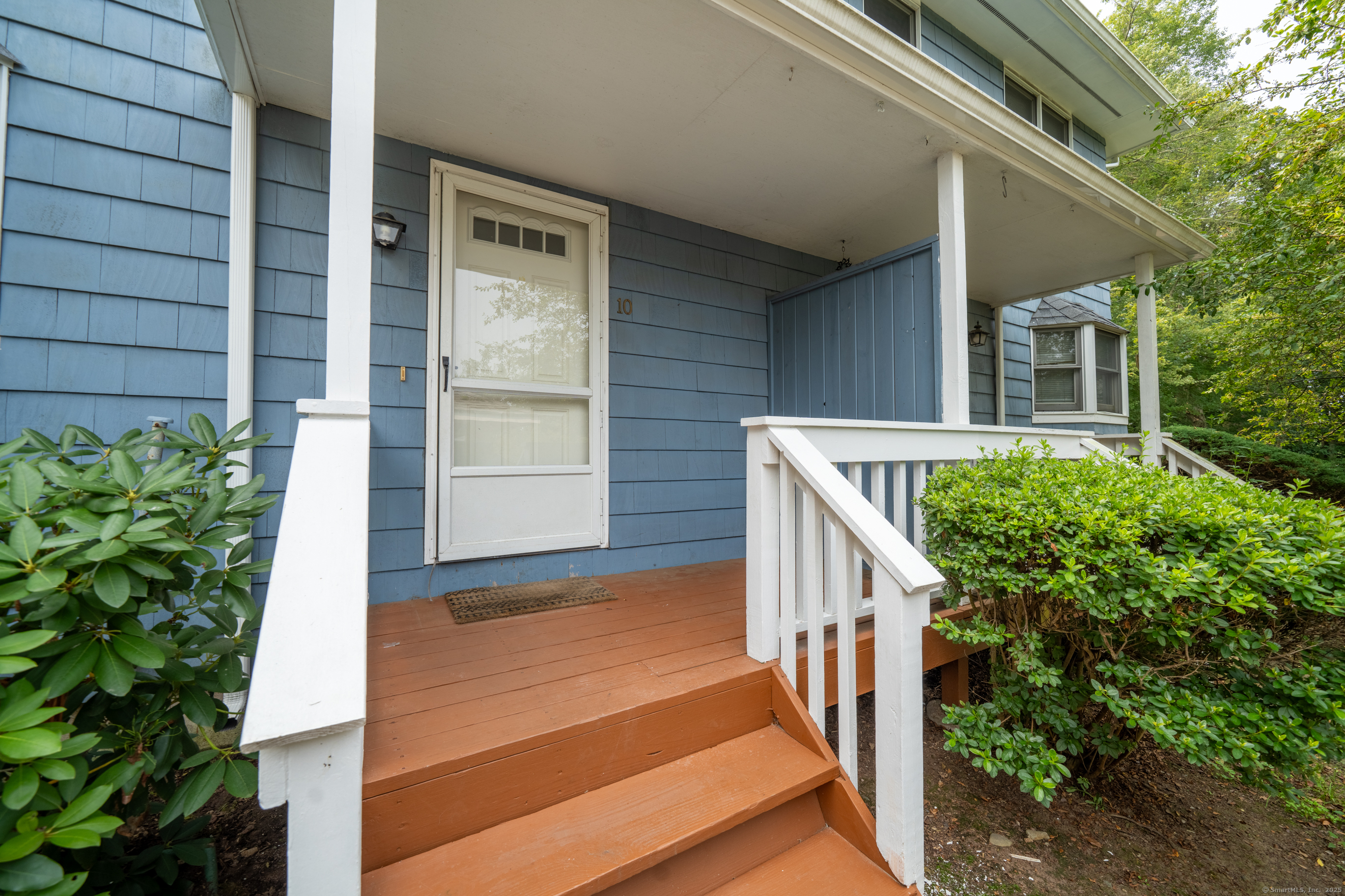 93 Clintonville Apt 10 Road Property Photo 1