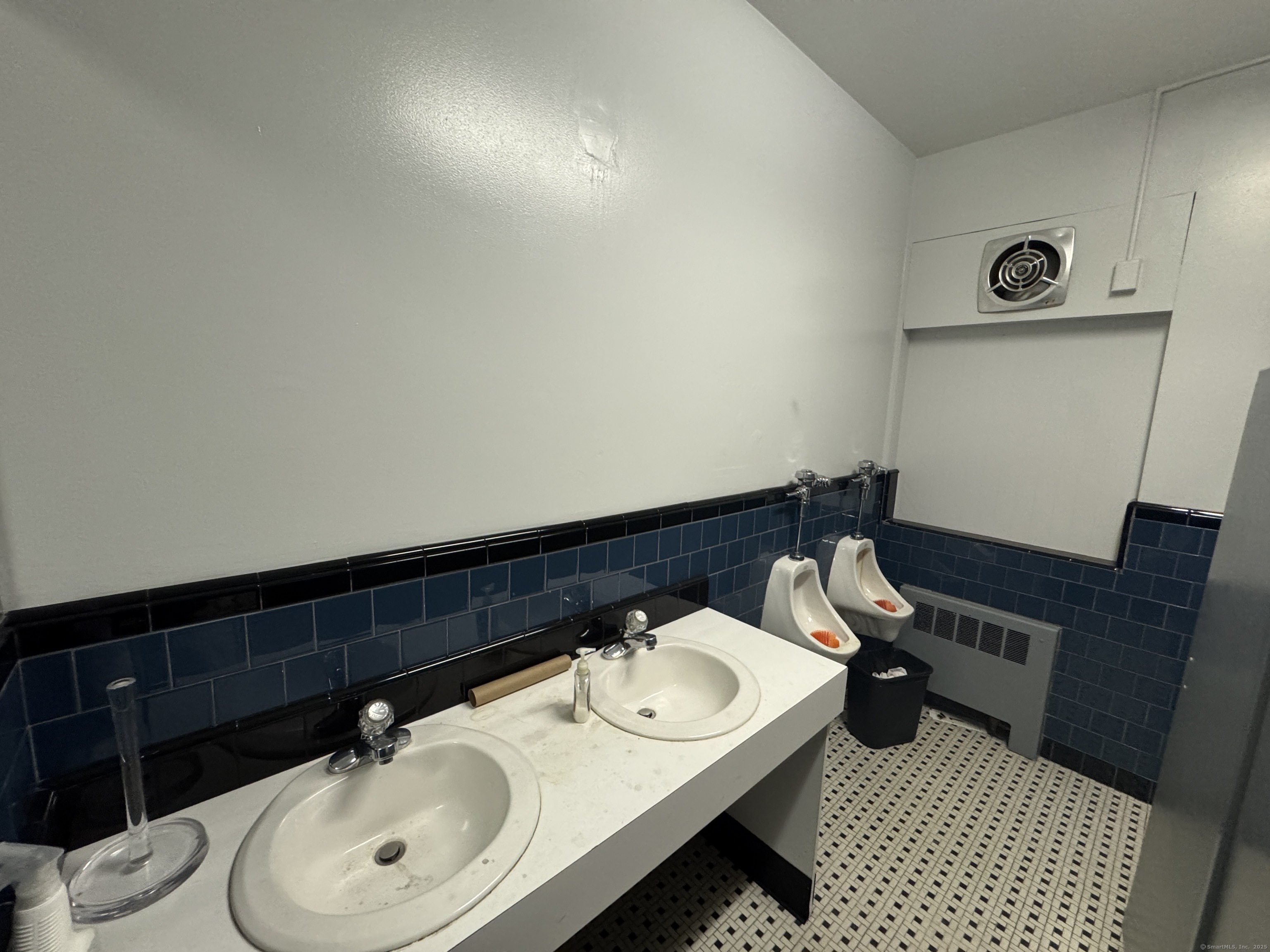 54 Wall Street Property Photo 9