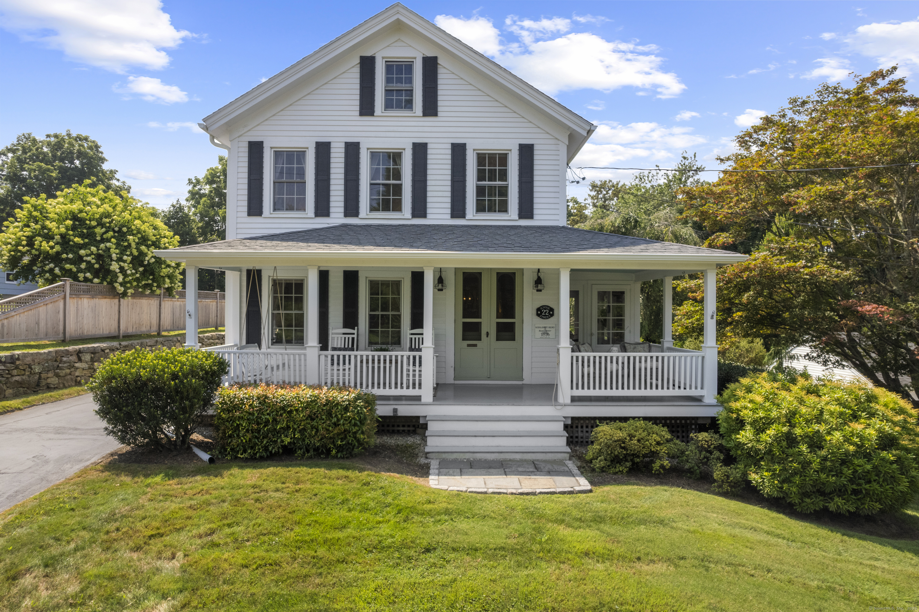 22 School St (Mystic)
