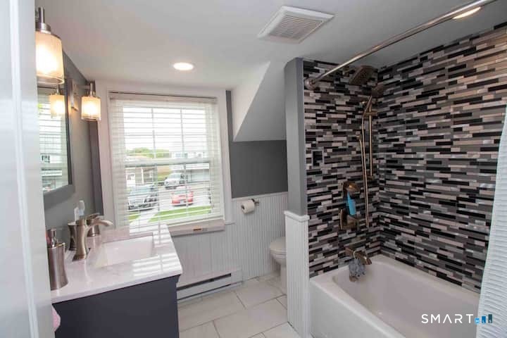 21 Groveway 21 Property Photo 23