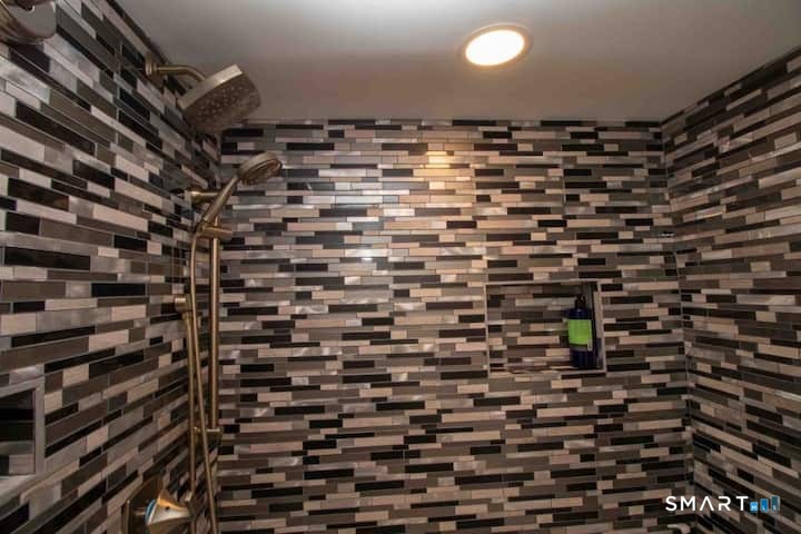 21 Groveway 21 Property Photo 24