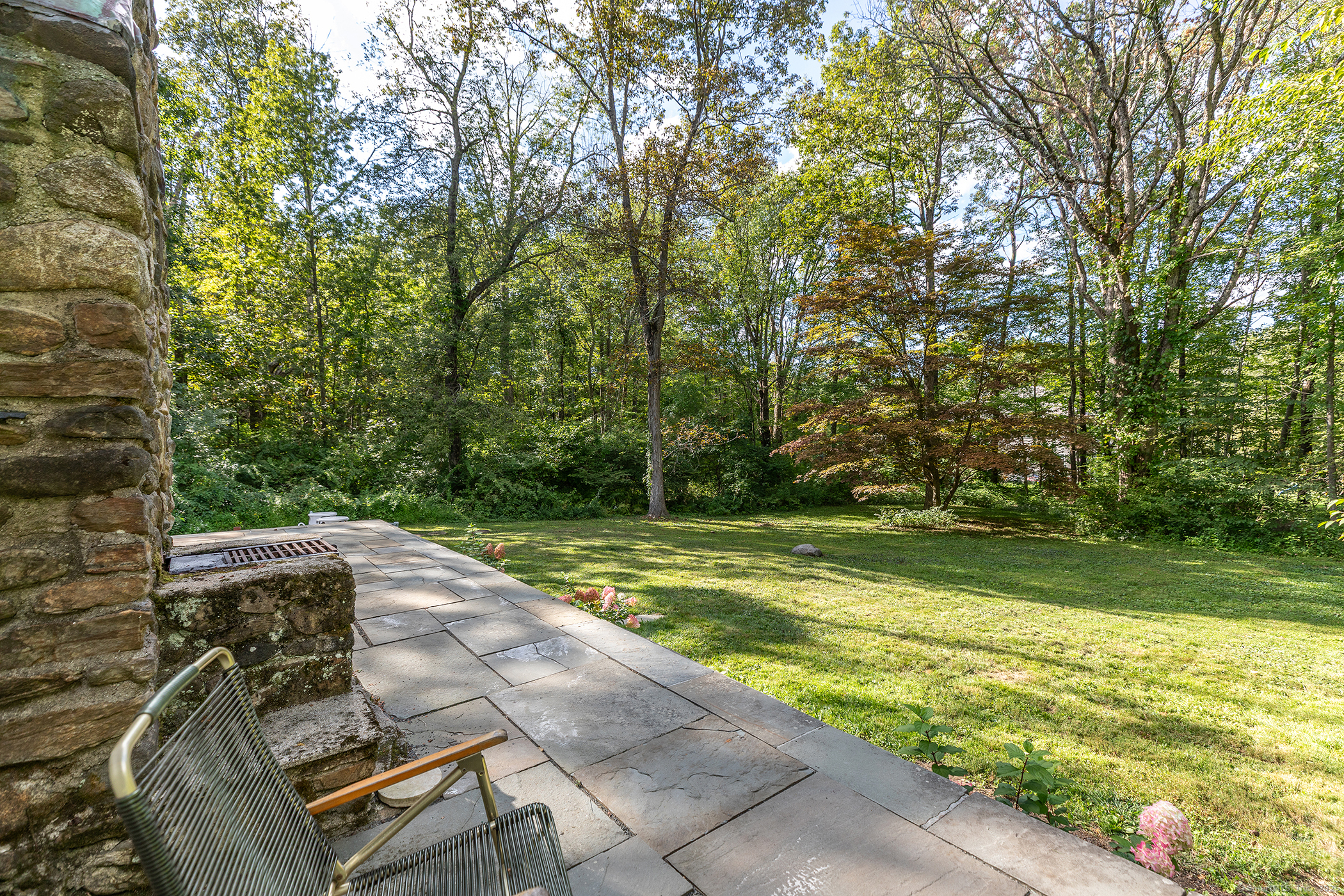 34 Evergreen Passway Property Photo 5