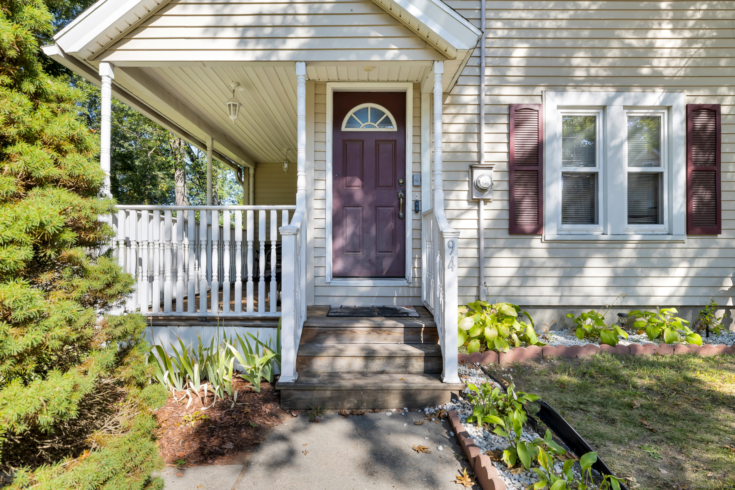 94 Larrabee Street Property Photo 2