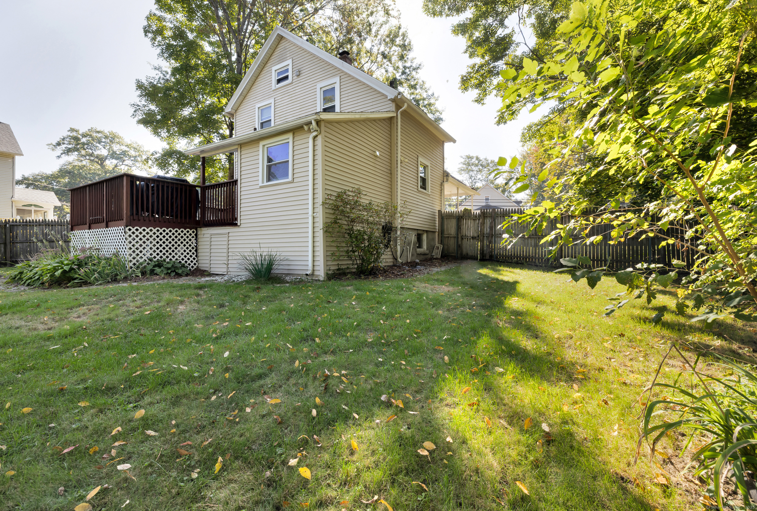 94 Larrabee Street Property Photo 8