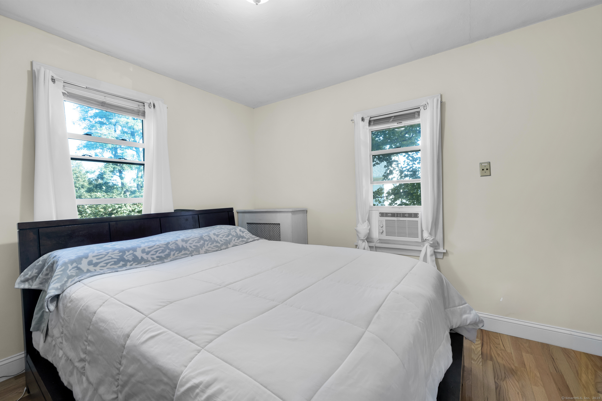 94 Larrabee Street Property Photo 25