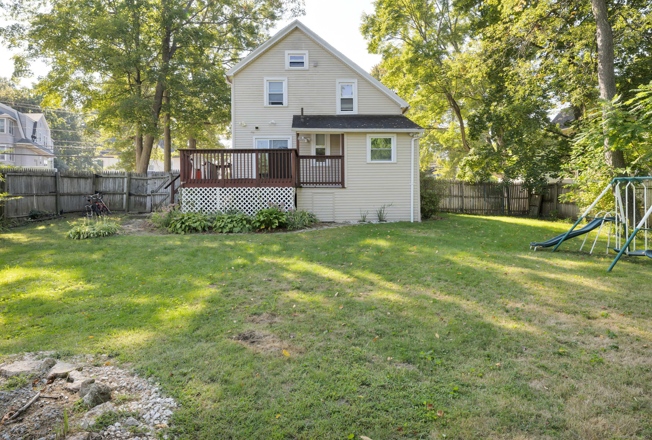94 Larrabee Street Property Photo 35