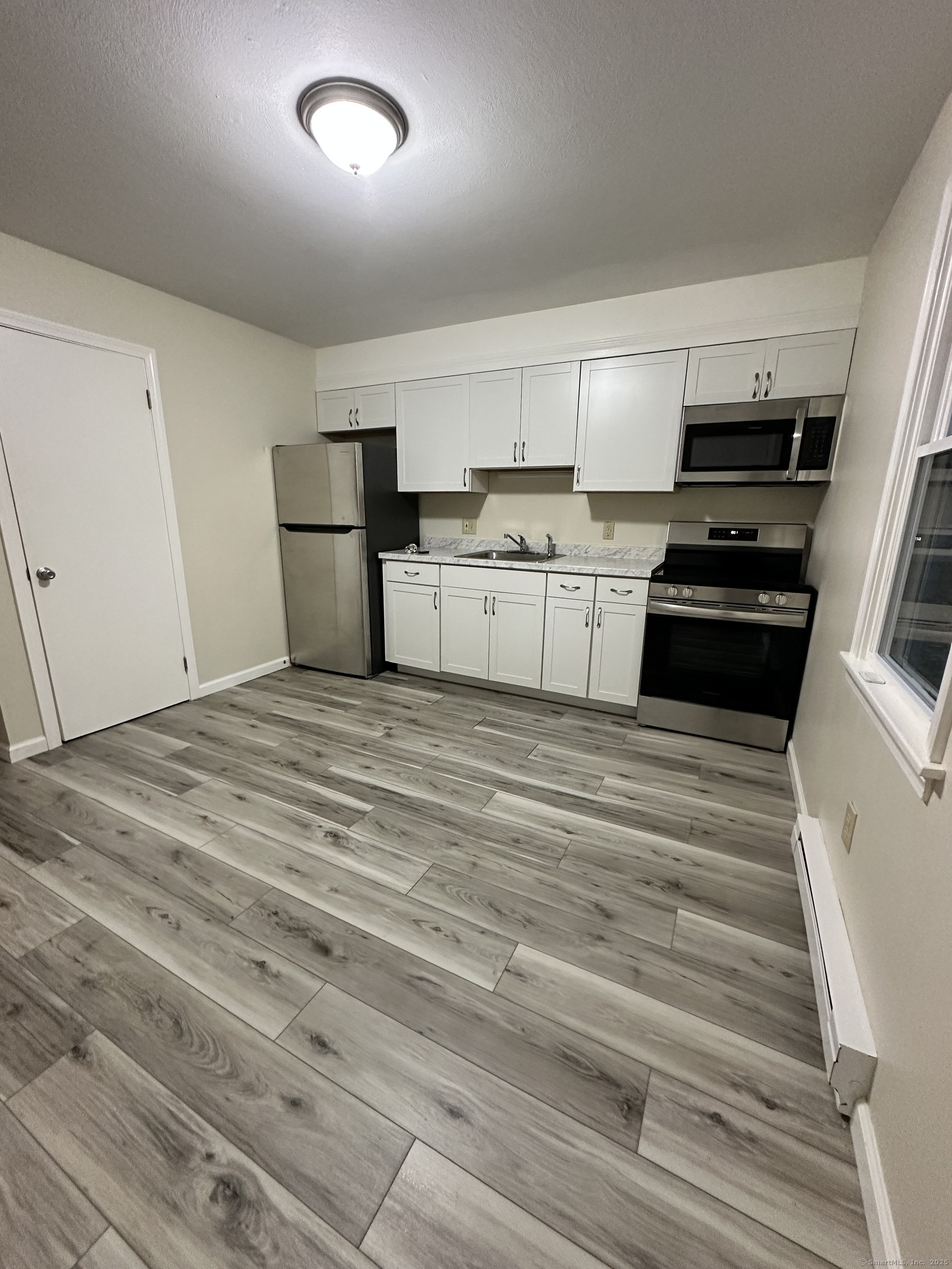 70 Pond Meadow Road Property Photo 3