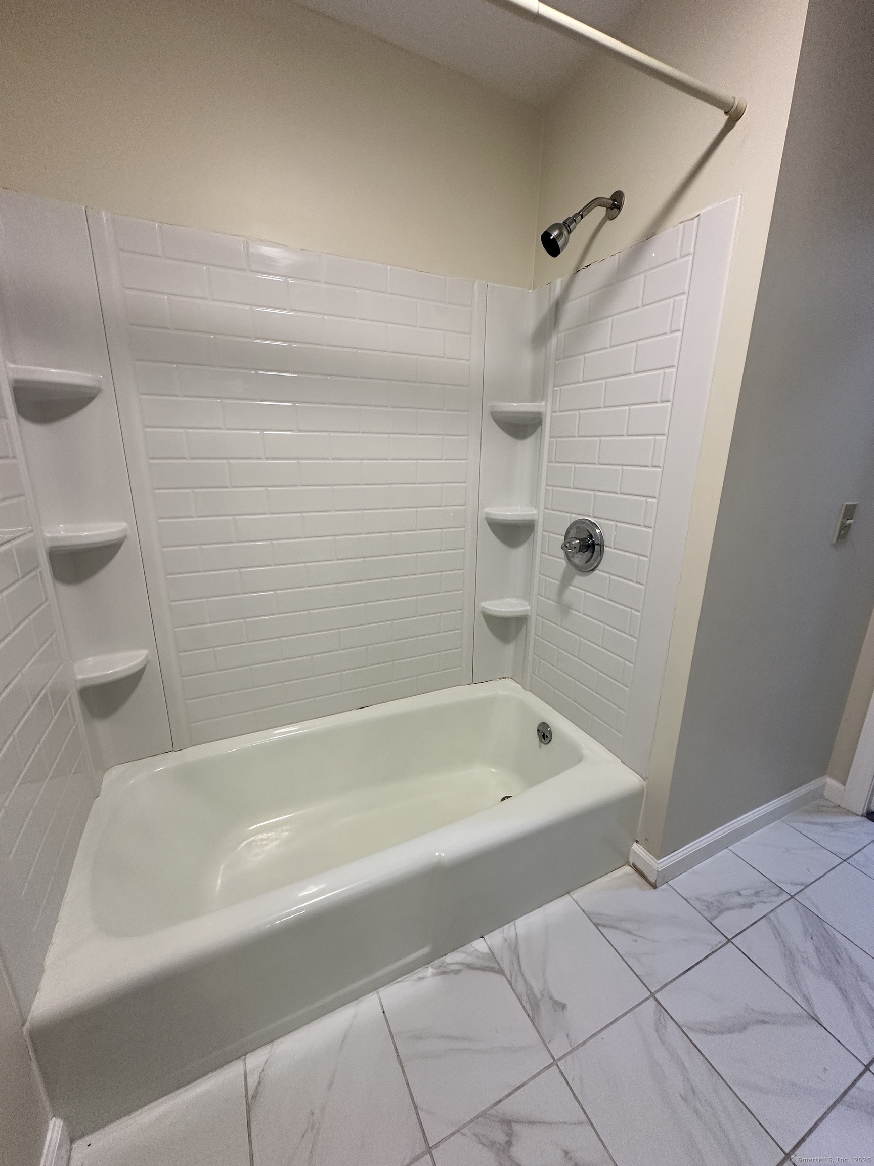 70 Pond Meadow Road Property Photo 10