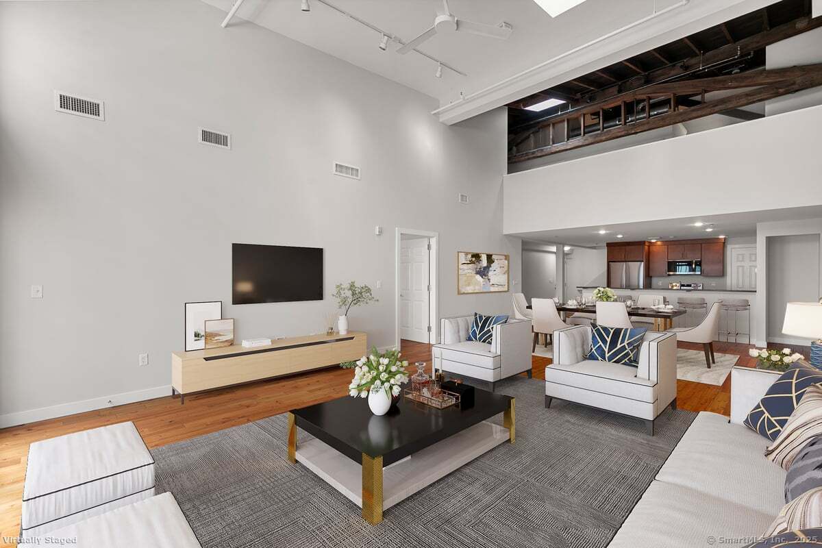 24125834 Property Photo 1