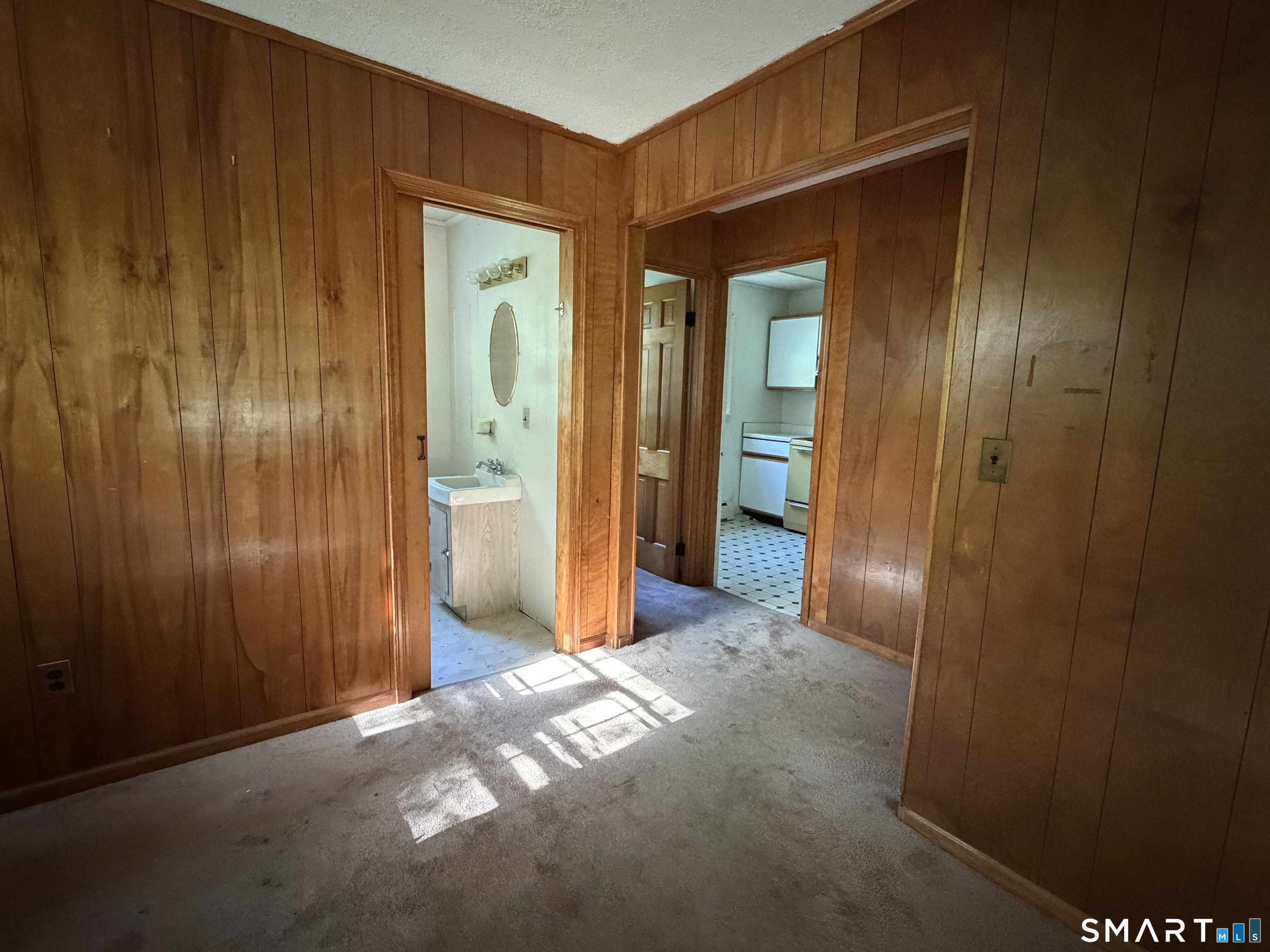 2 Rita Drive Property Photo 10