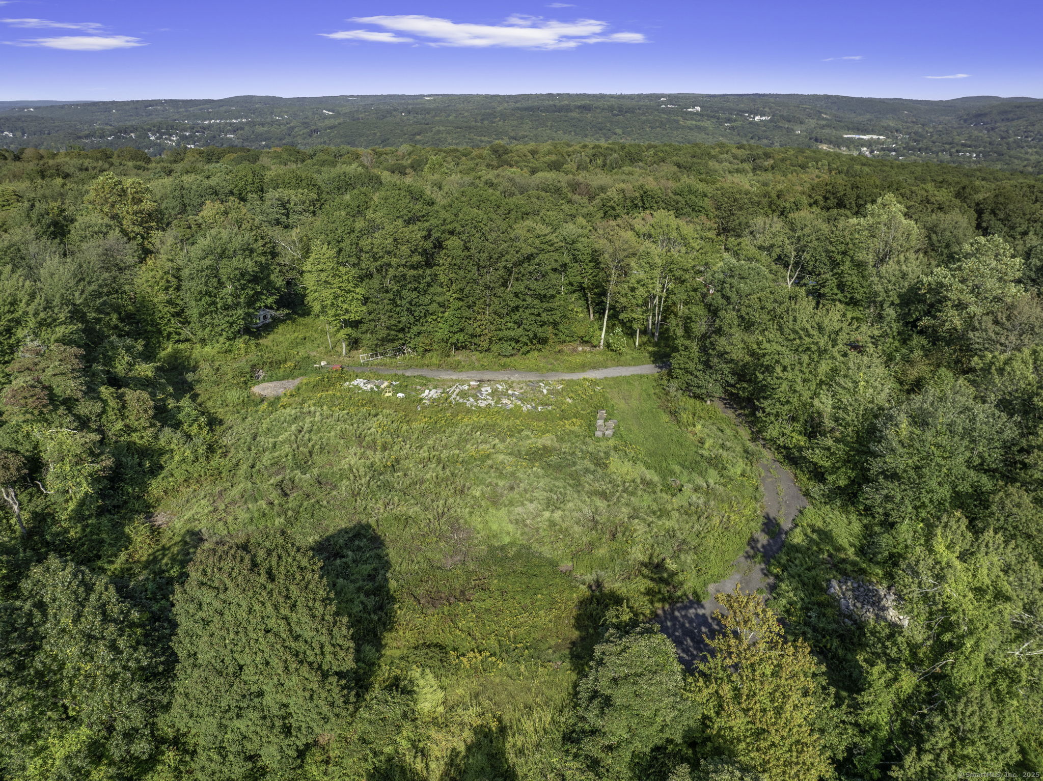 100 Hunters Mountain Road Property Photo 6