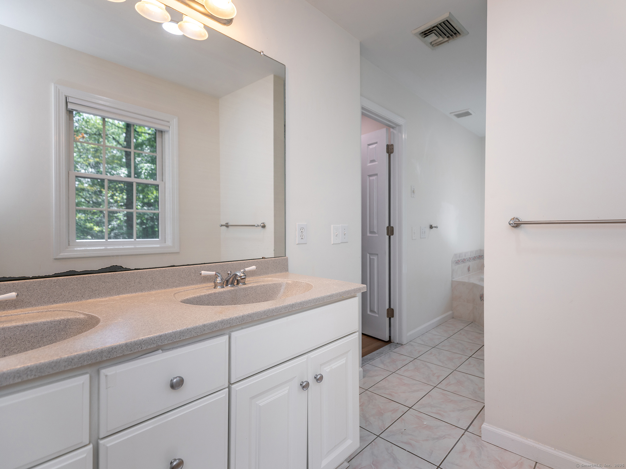 50 Beardsley Road Property Photo 20