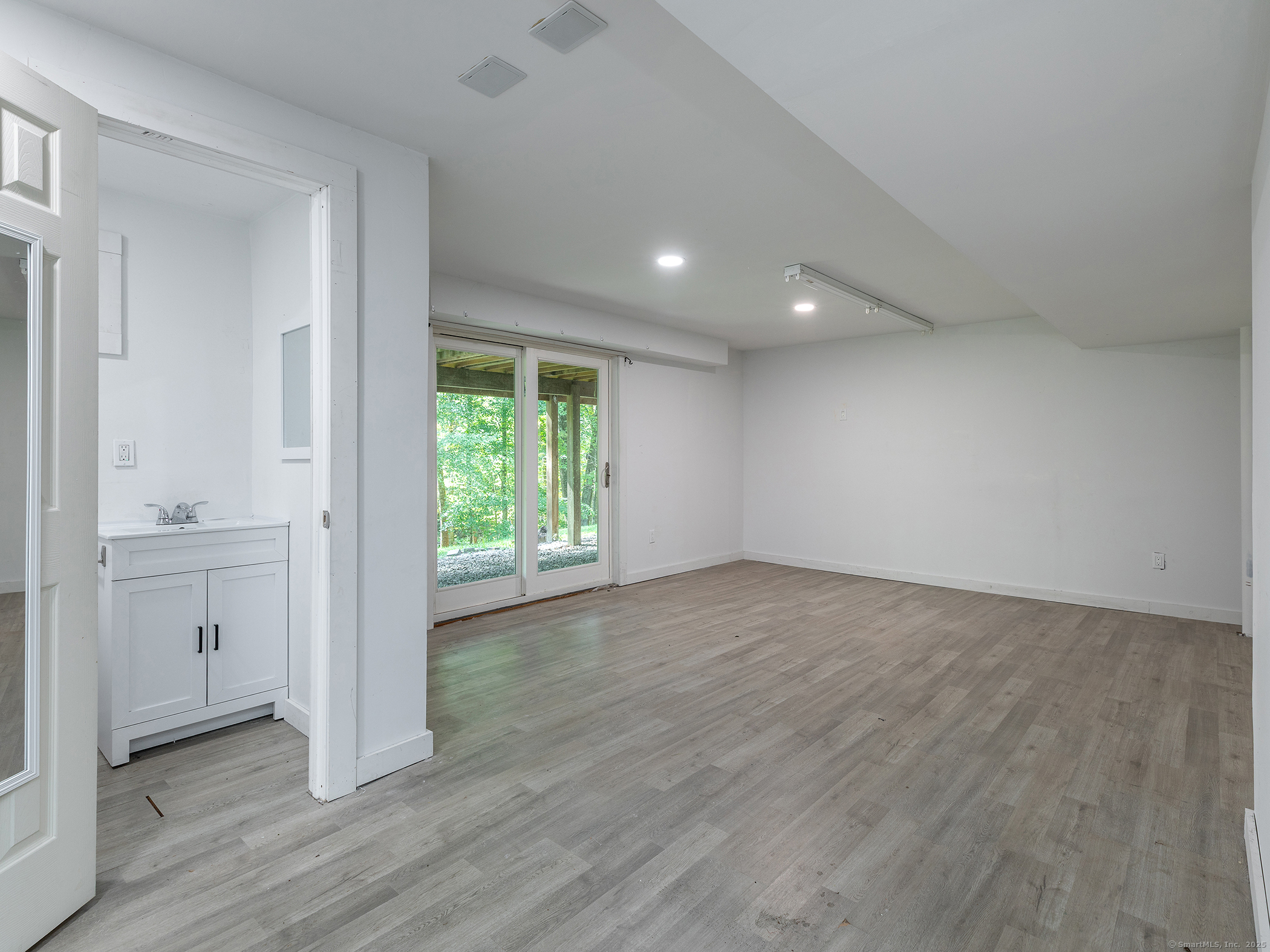 50 Beardsley Road Property Photo 27