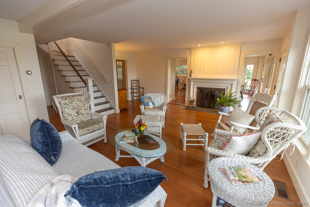 17 Agawam Avenue Property Photo 5