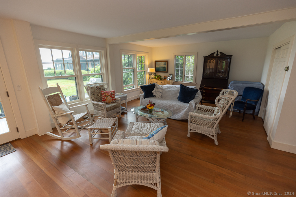 17 Agawam Avenue Property Photo 6