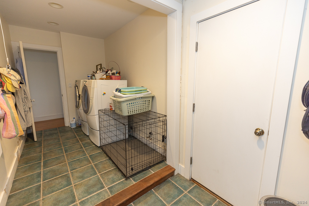 17 Agawam Avenue Property Photo 15