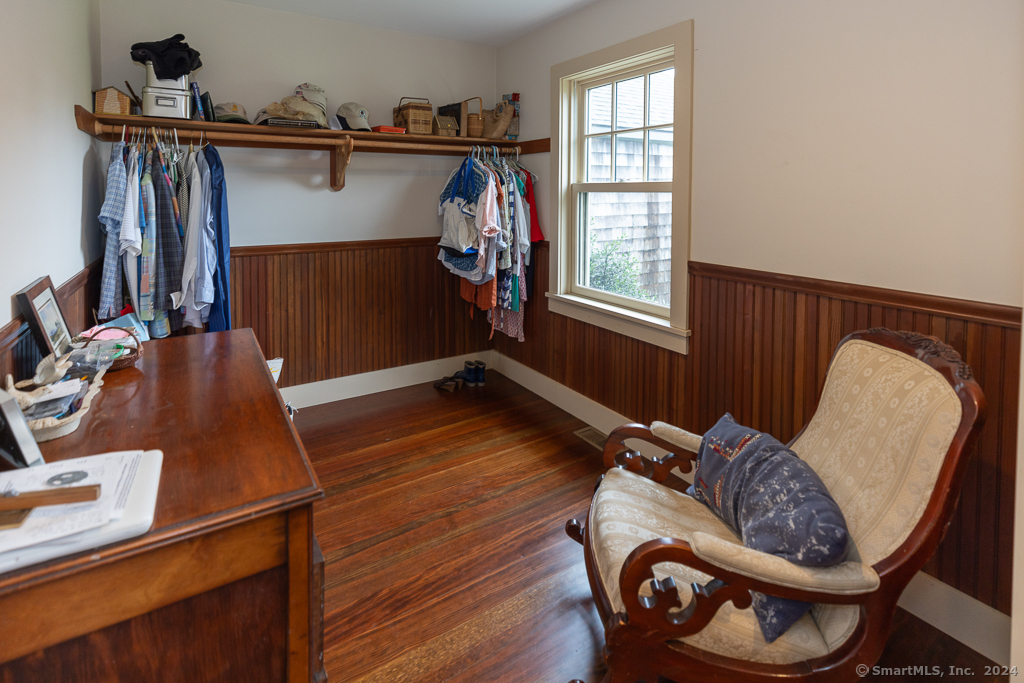 17 Agawam Avenue Property Photo 23
