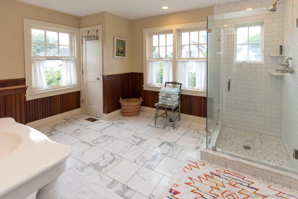 17 Agawam Avenue Property Photo 24