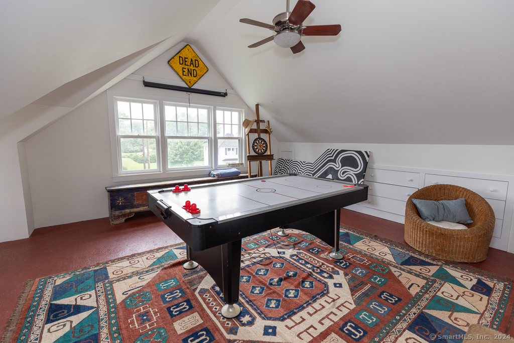 17 Agawam Avenue Property Photo 33