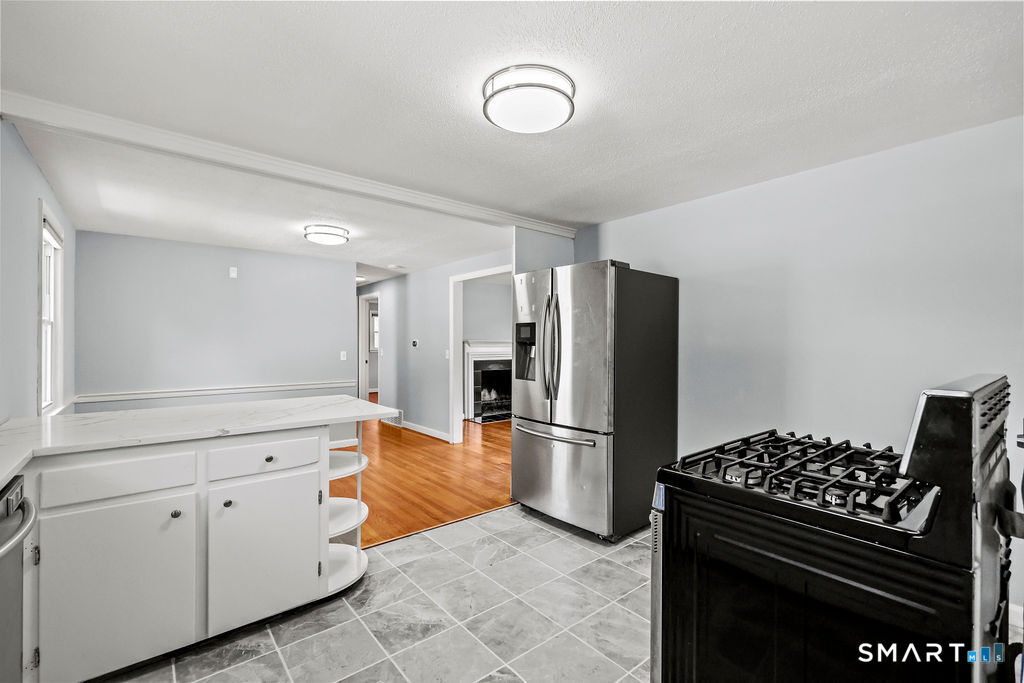 130 Florence Street Property Photo 10