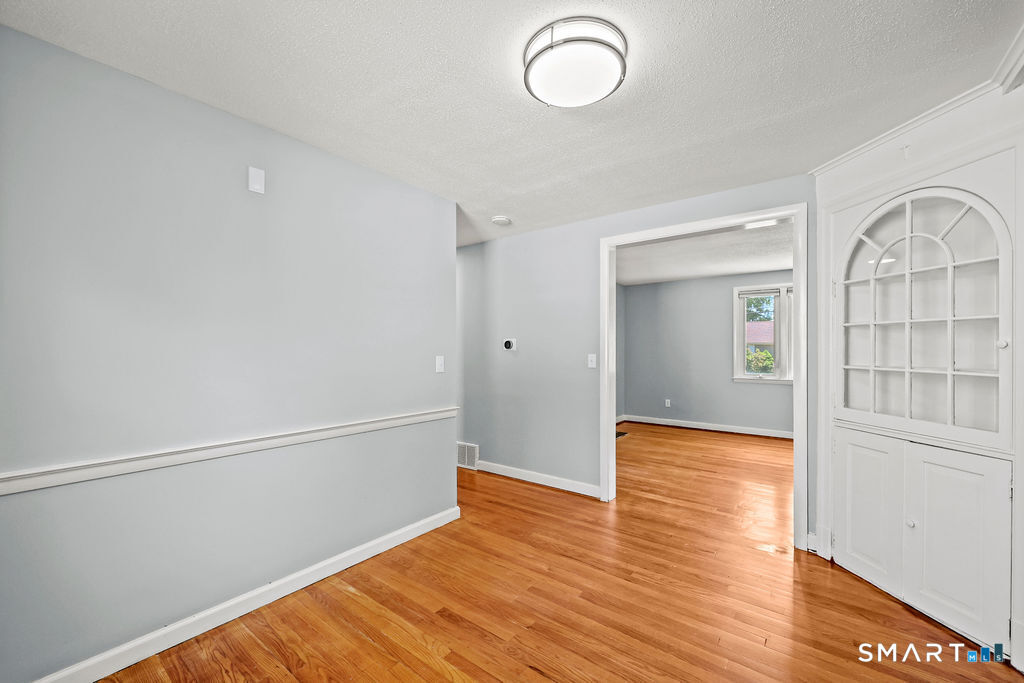 130 Florence Street Property Photo 11