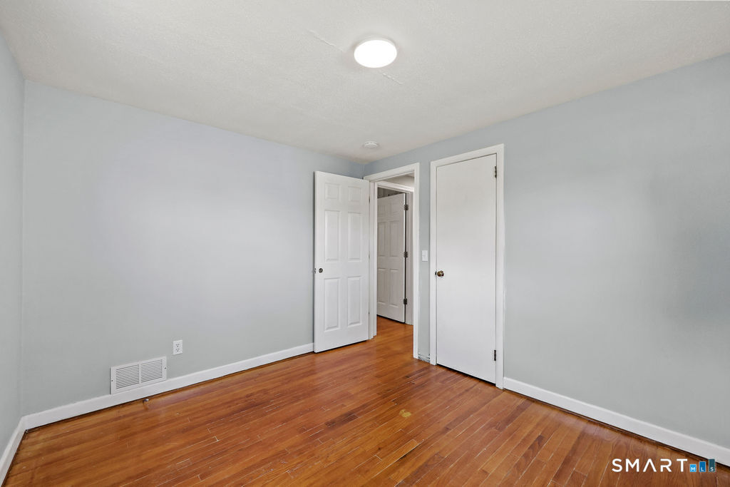 130 Florence Street Property Photo 22