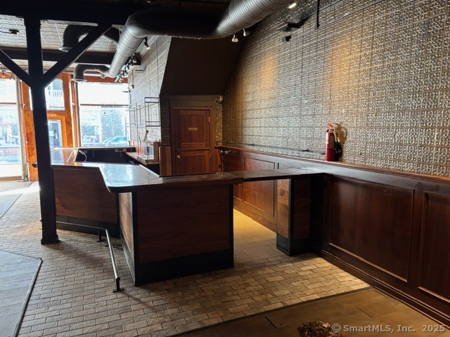 24129968 Property Photo 4
