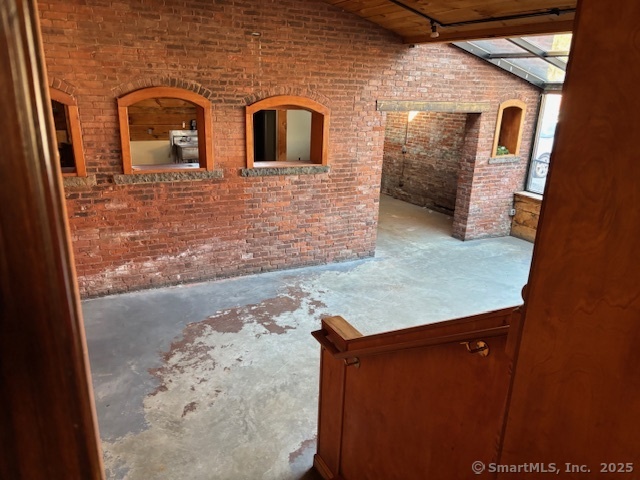 24129968 Property Photo 8