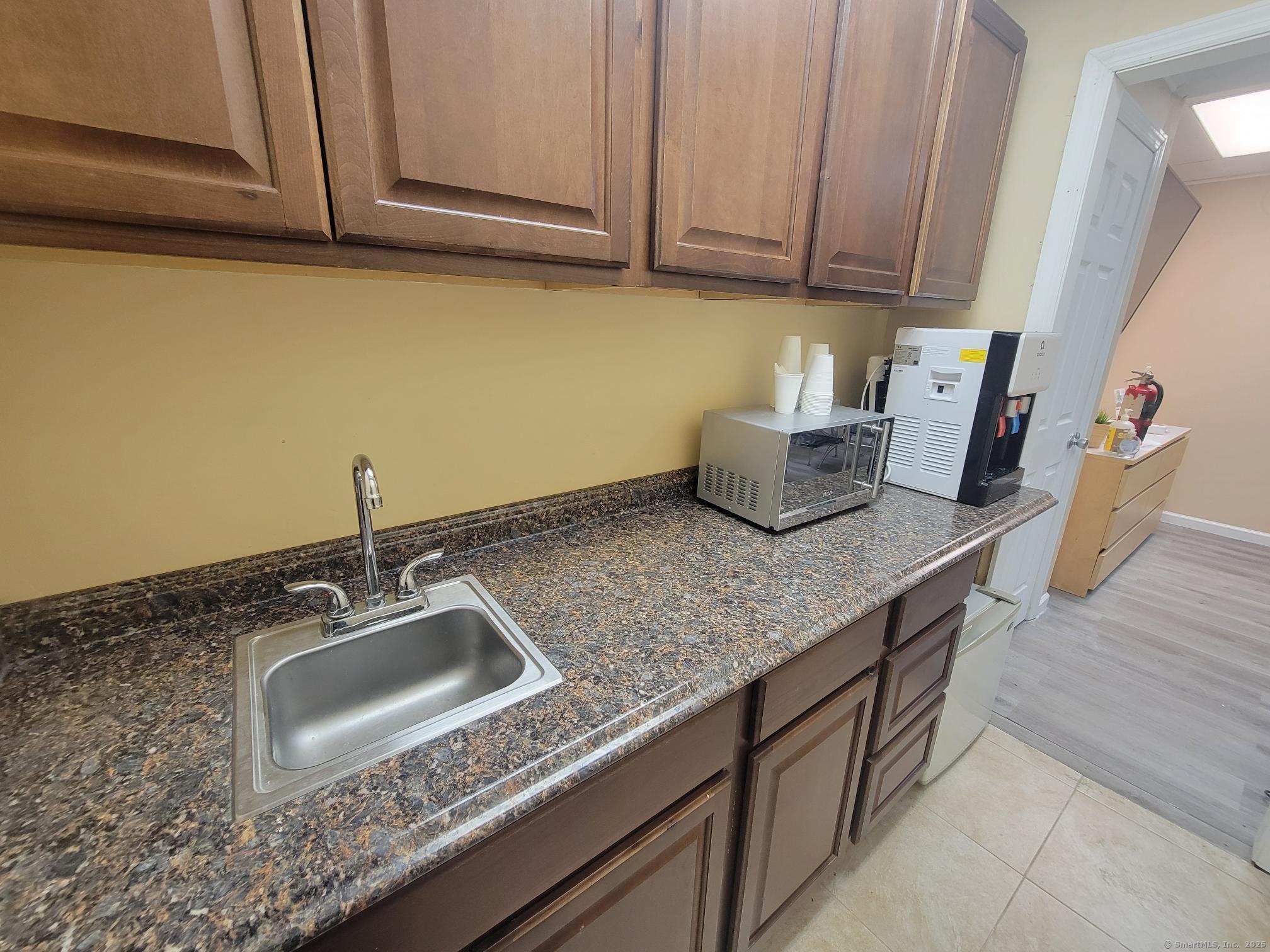 304 Federal Ste 116 Road Property Photo 22