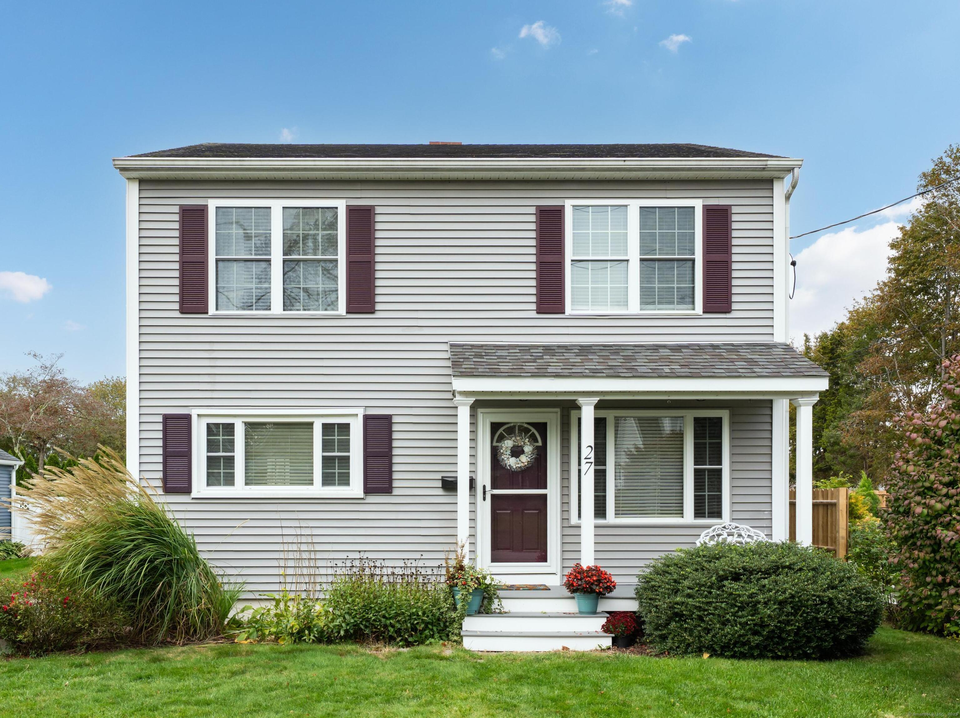 27 Maplewood Drive Property Photo 1