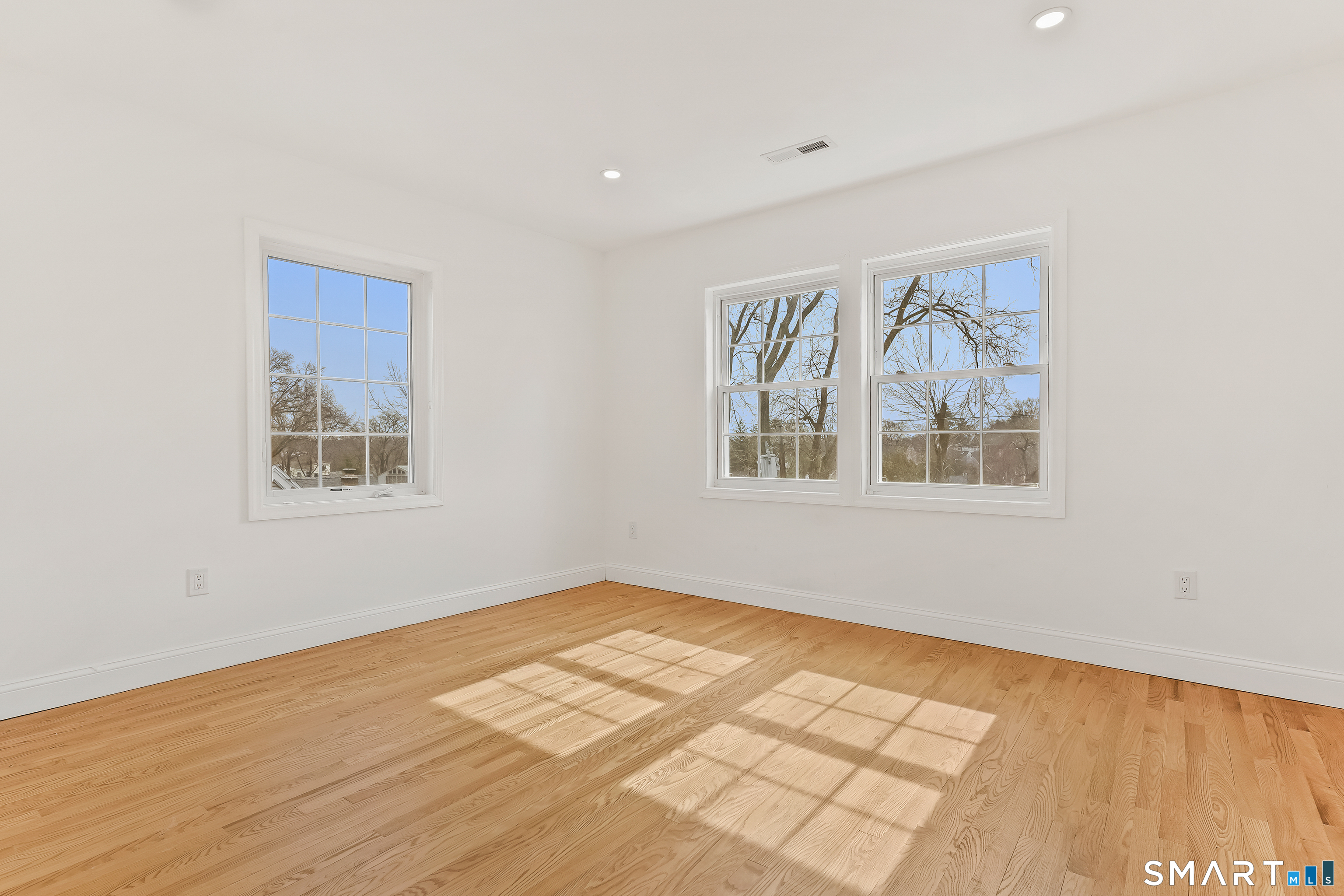75 Coolidge Avenue Property Photo 12