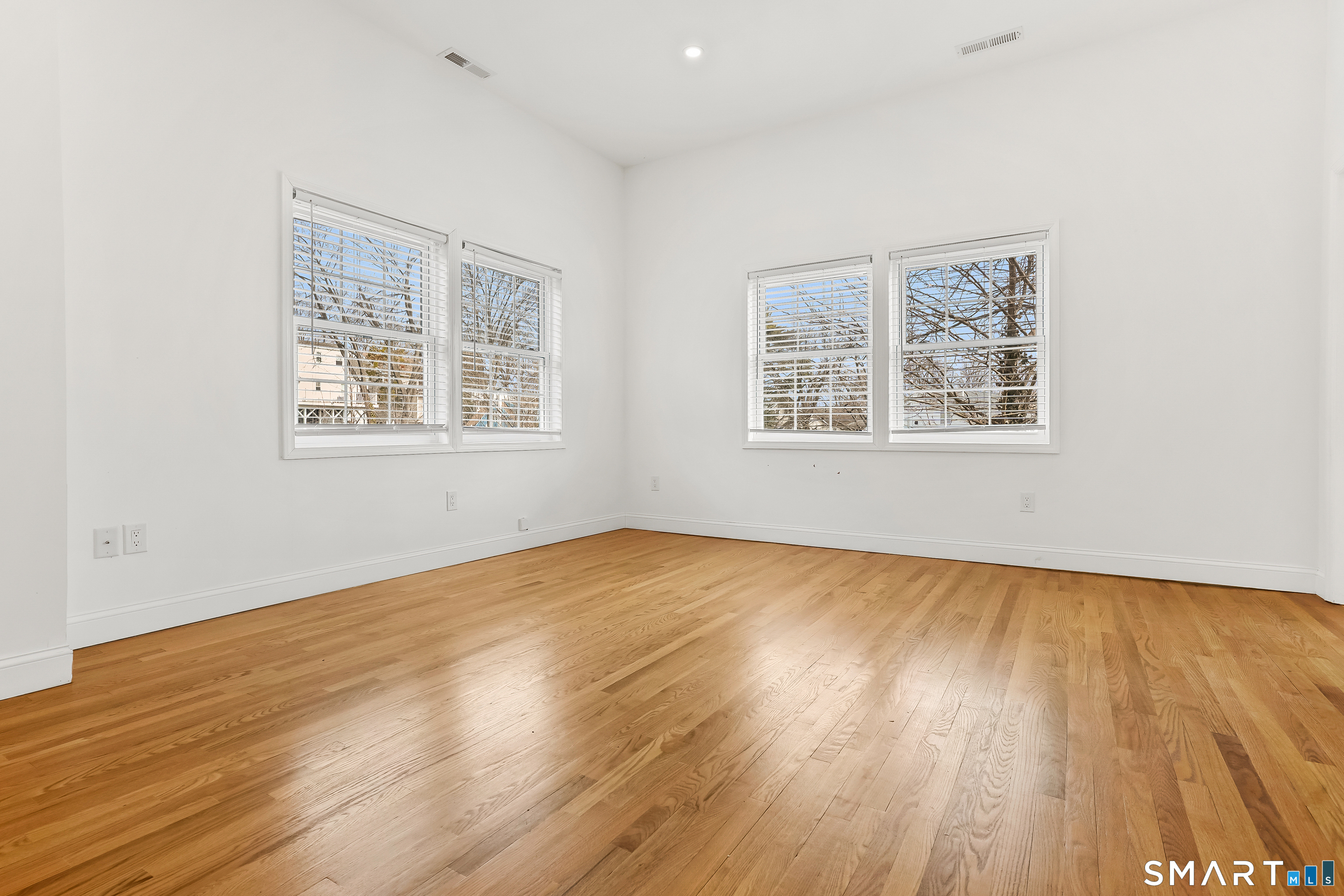 75 Coolidge Avenue Property Photo 24