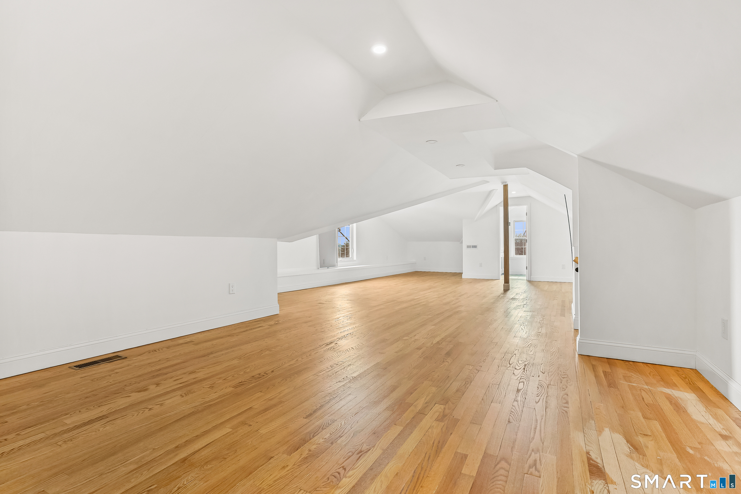 75 Coolidge Avenue Property Photo 28