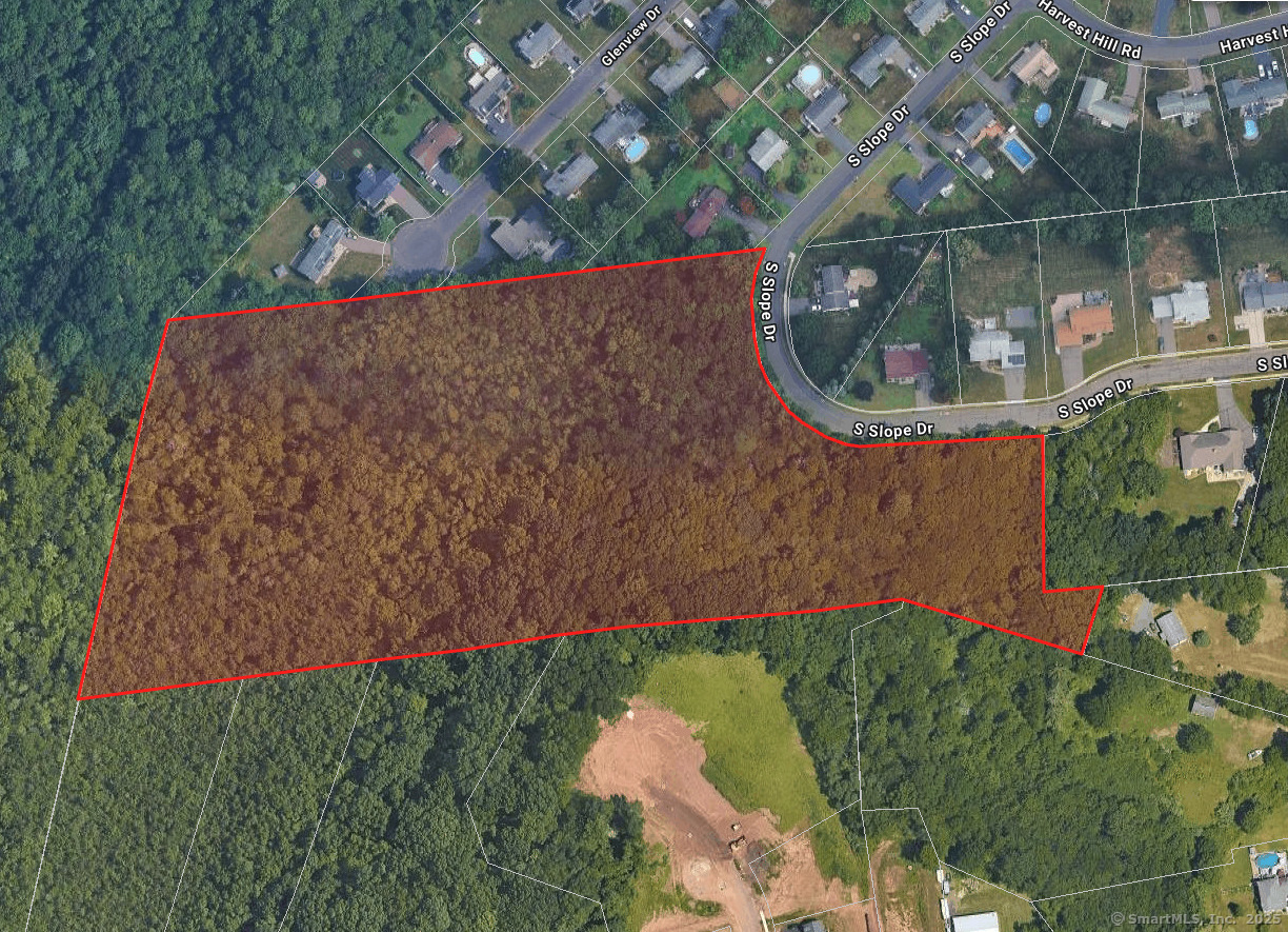 Slope South Drive Property Photo 1