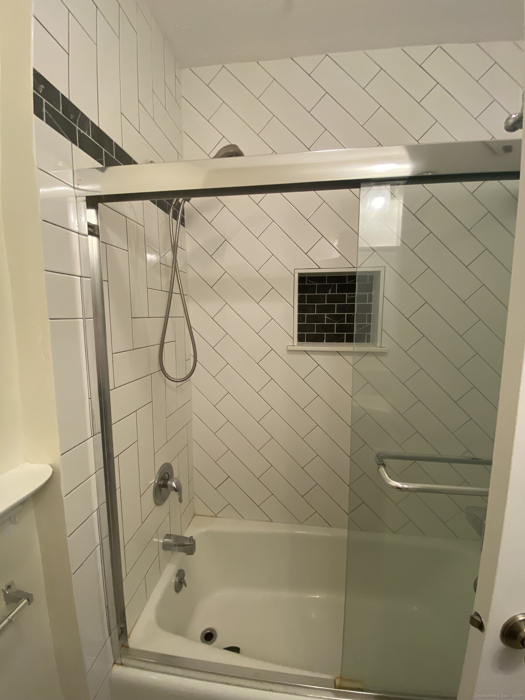 51 Pearl Street Property Photo 9