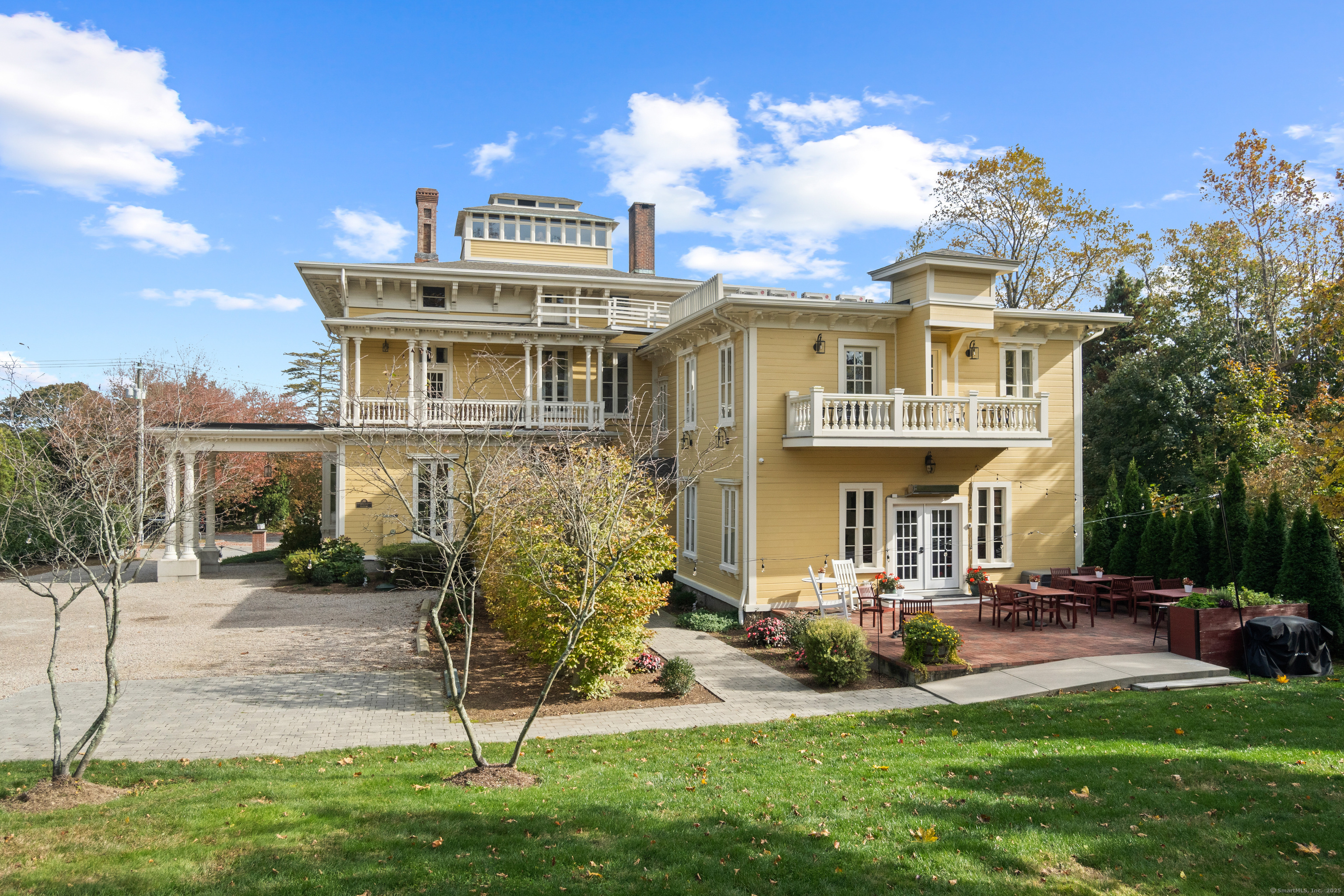 15 Elm Street Property Photo 3