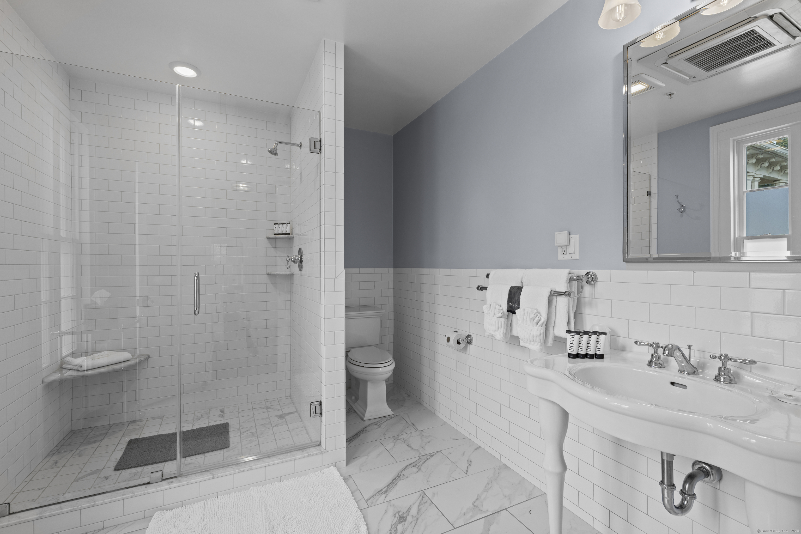 15 Elm Street Property Photo 25