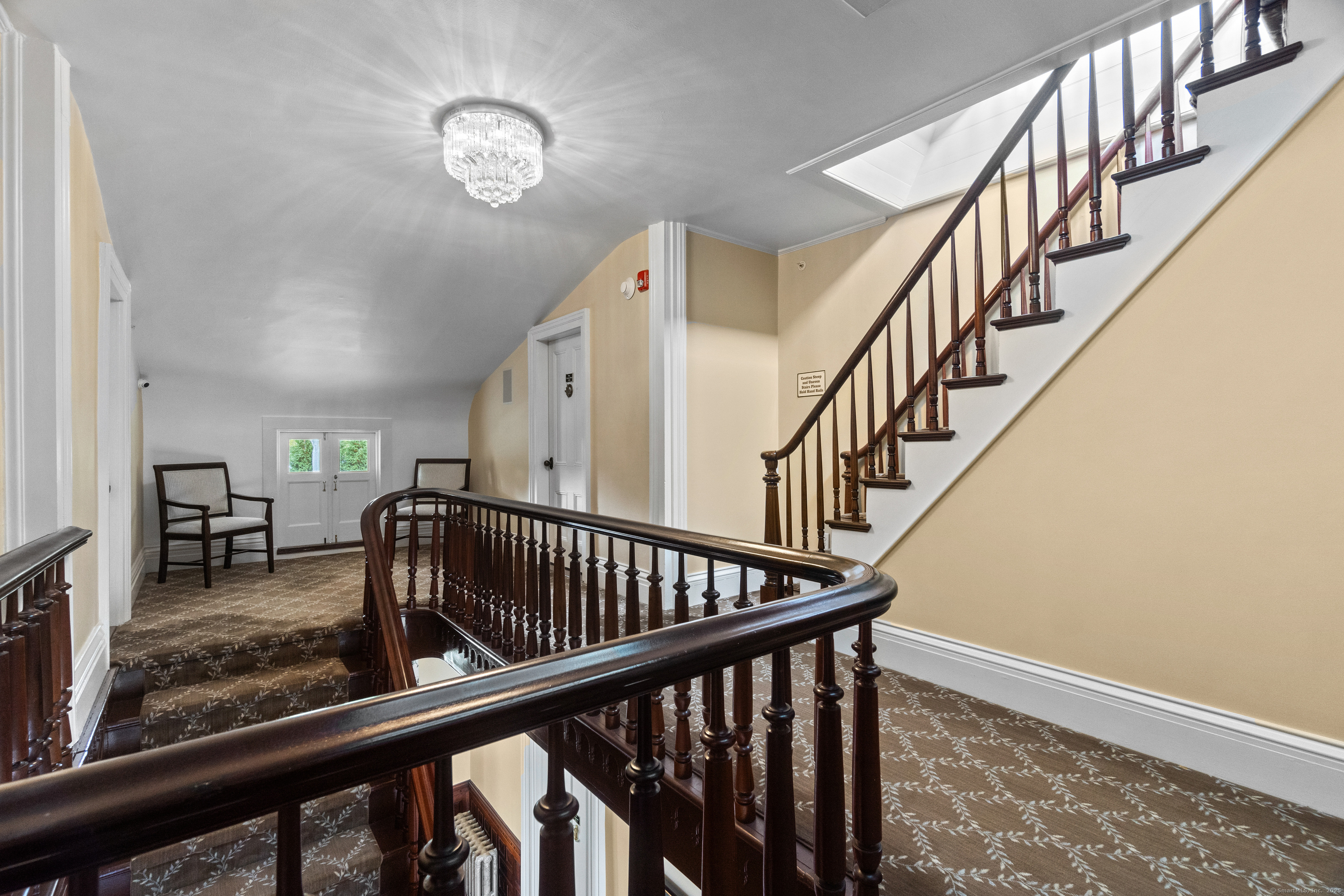 15 Elm Street Property Photo 37