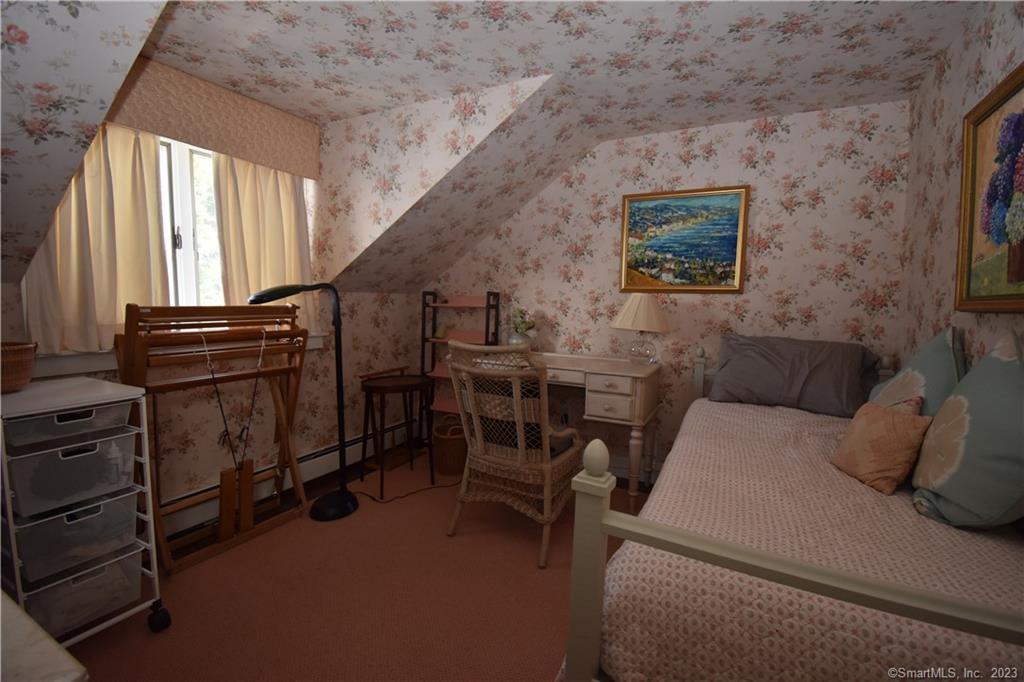 15 Trumbull Street Property Photo 17