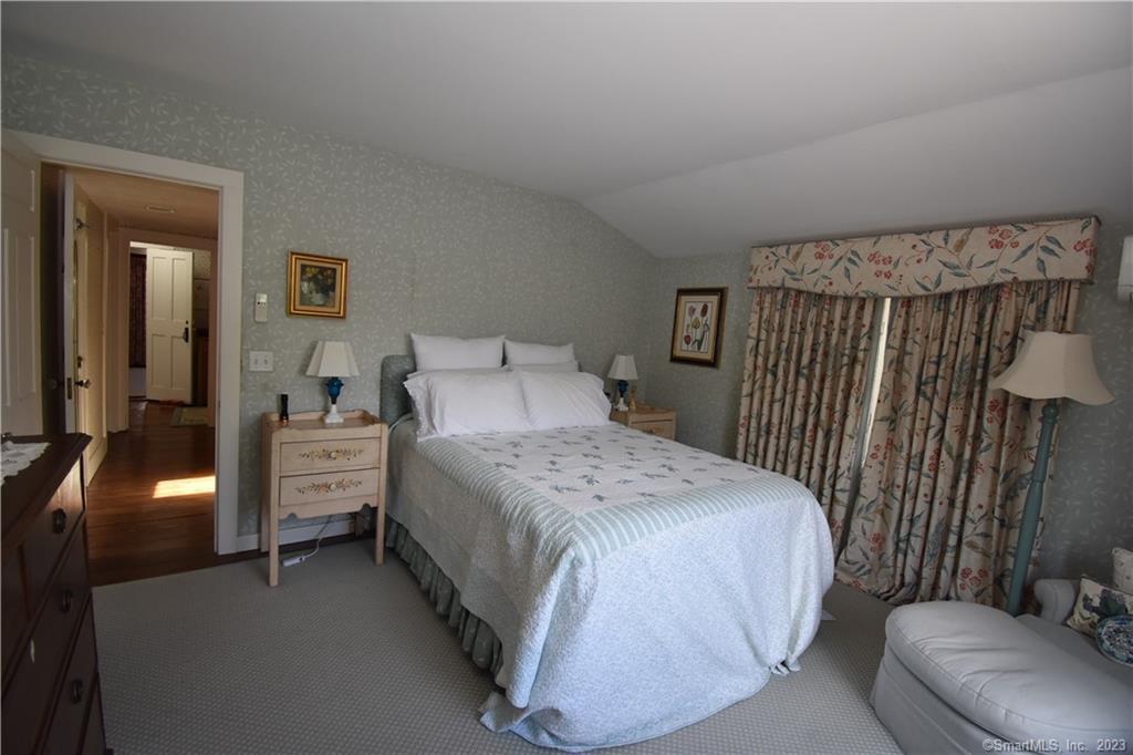 15 Trumbull Street Property Photo 21