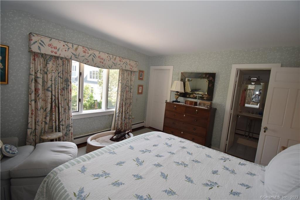 15 Trumbull Street Property Photo 24