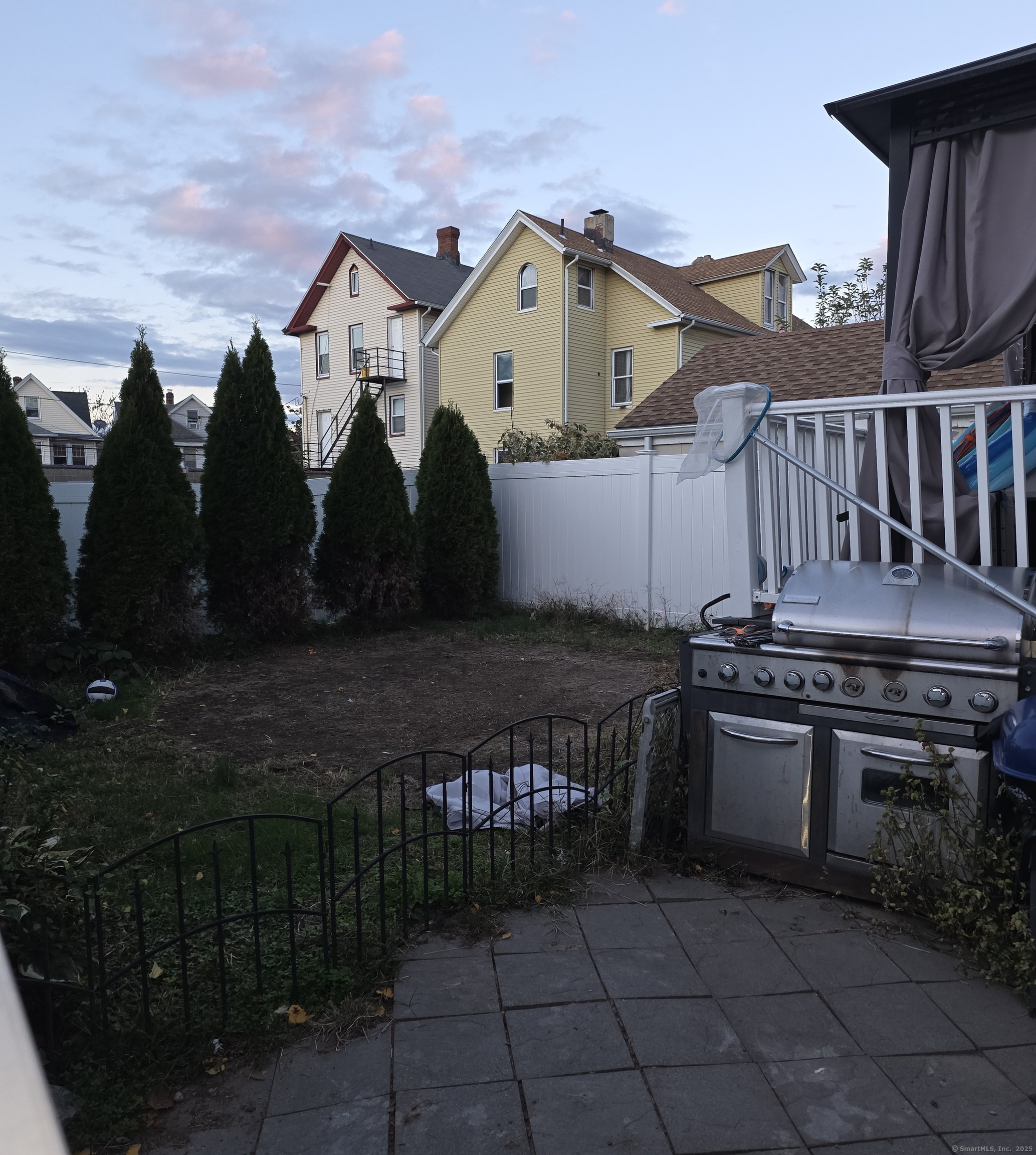 162 Cottage Street Property Photo 5