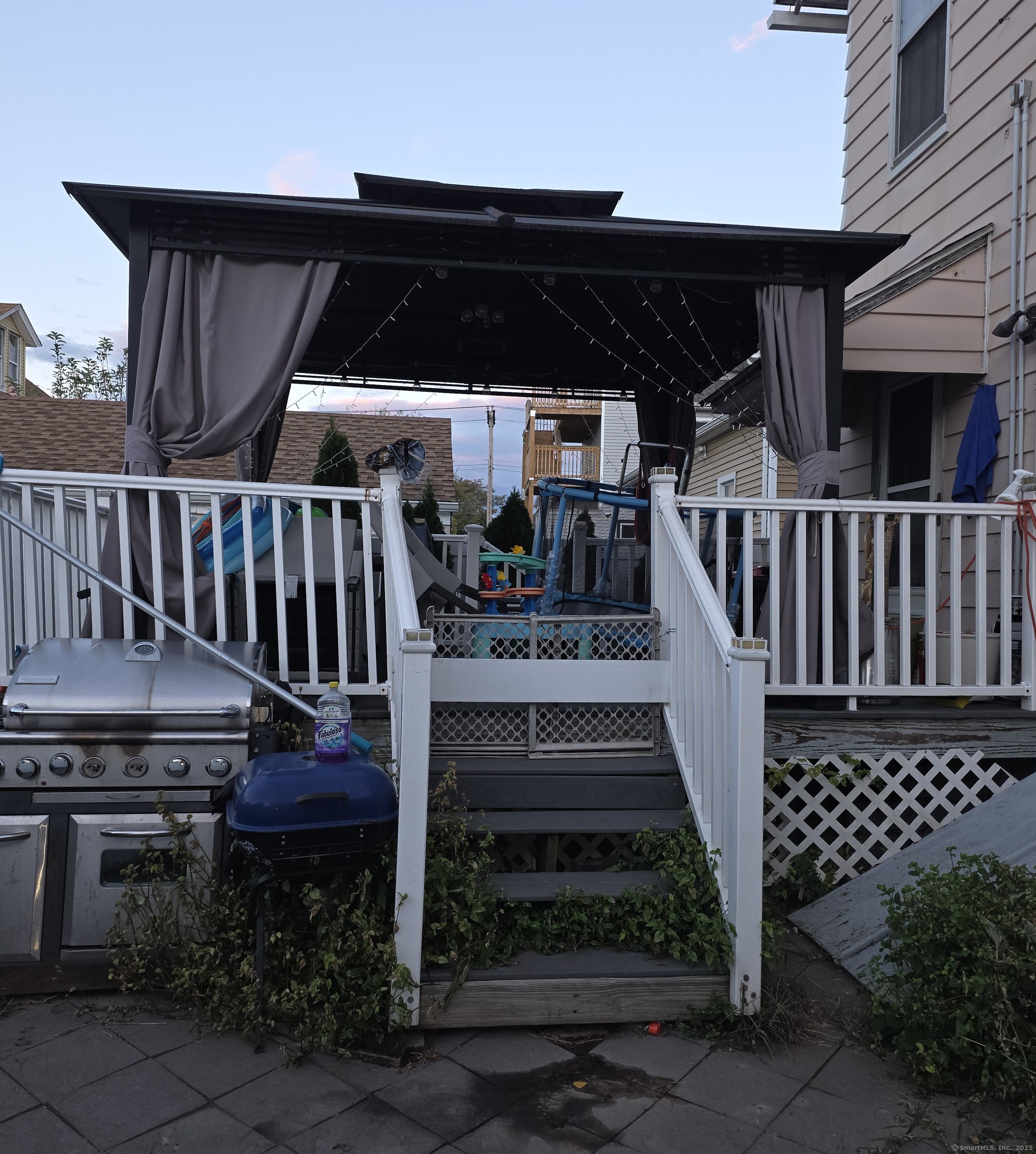 162 Cottage Street Property Photo 6