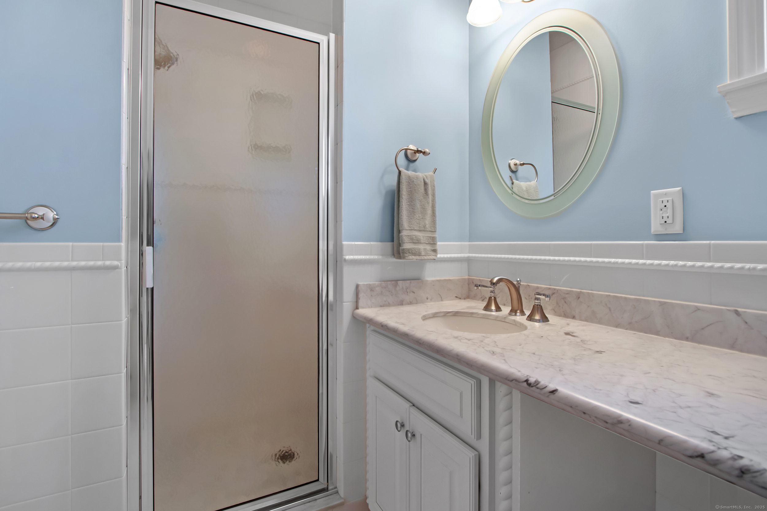 21 Grove Avenue Property Photo 36