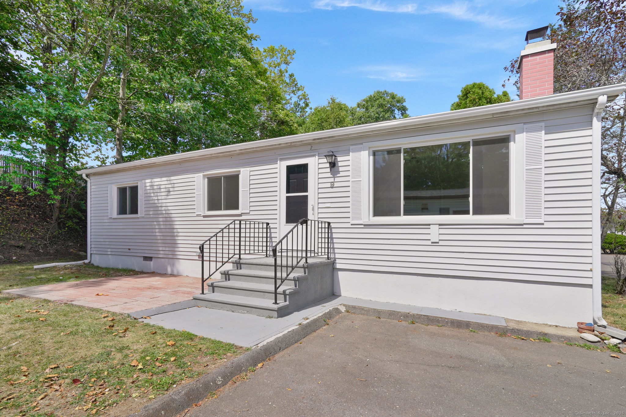 9 Crescent Park Road Property Photo 1