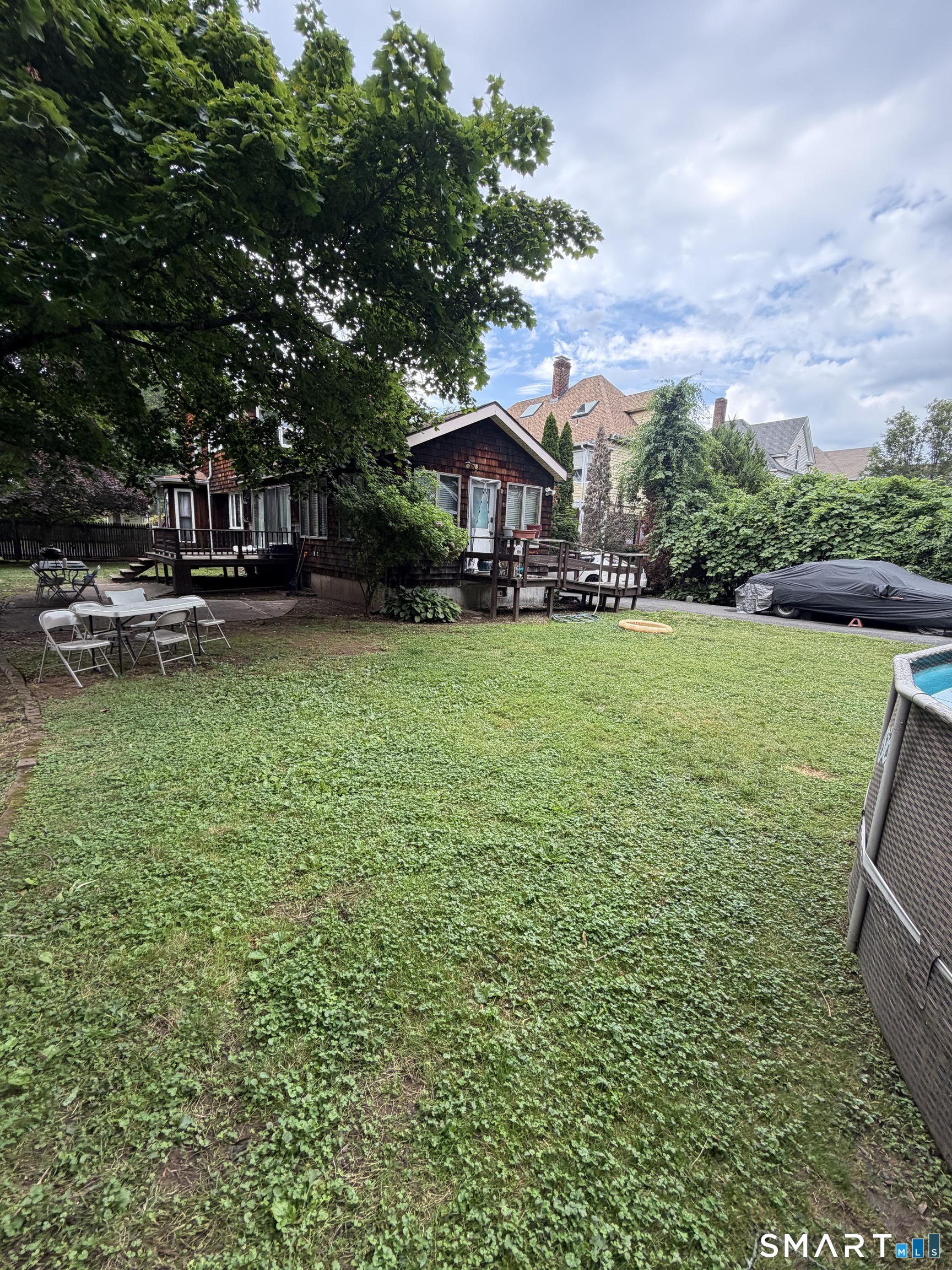 112 Lincoln Street Property Photo 8