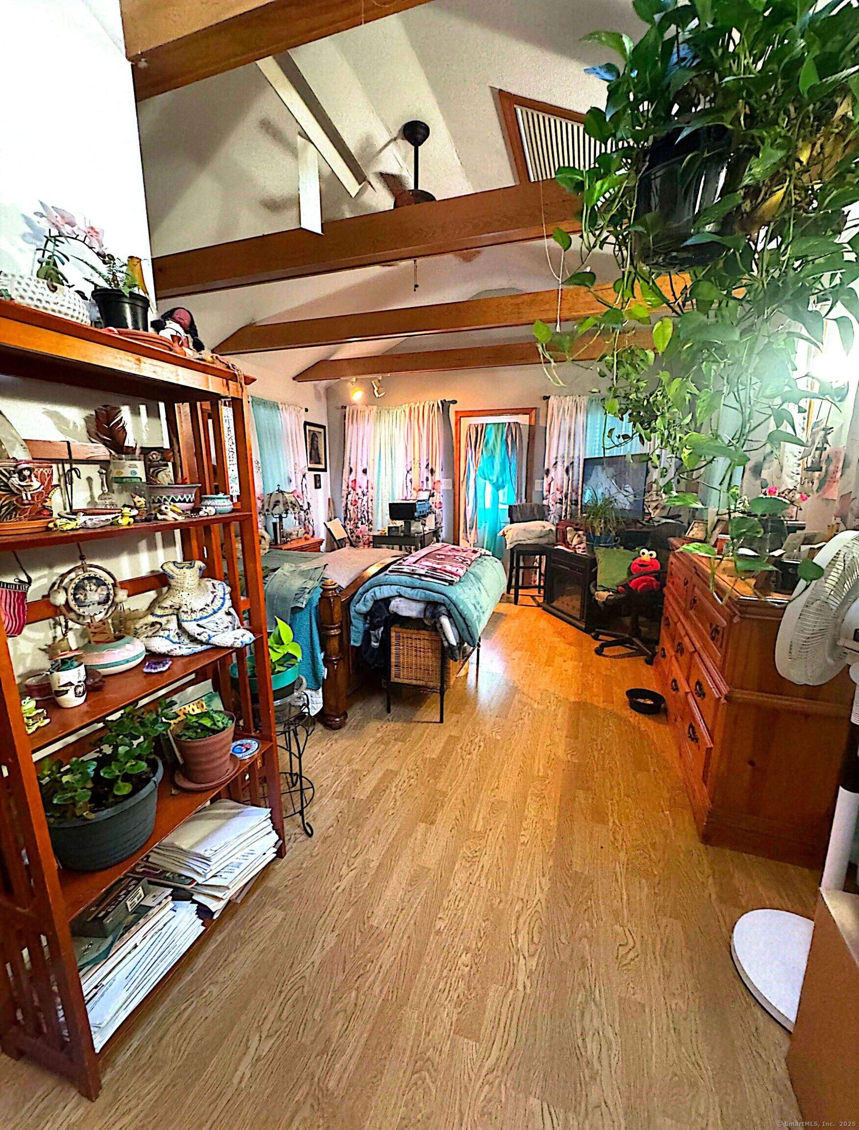 112 Lincoln Street Property Photo 32